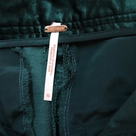 FREE PEOPLE WOMEN'S WALK WITH YOU VELVET FLARE TROUSERS JADE 10 - Picture 8 of 8